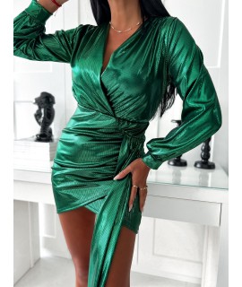 Roheline läikivast kangast kleit